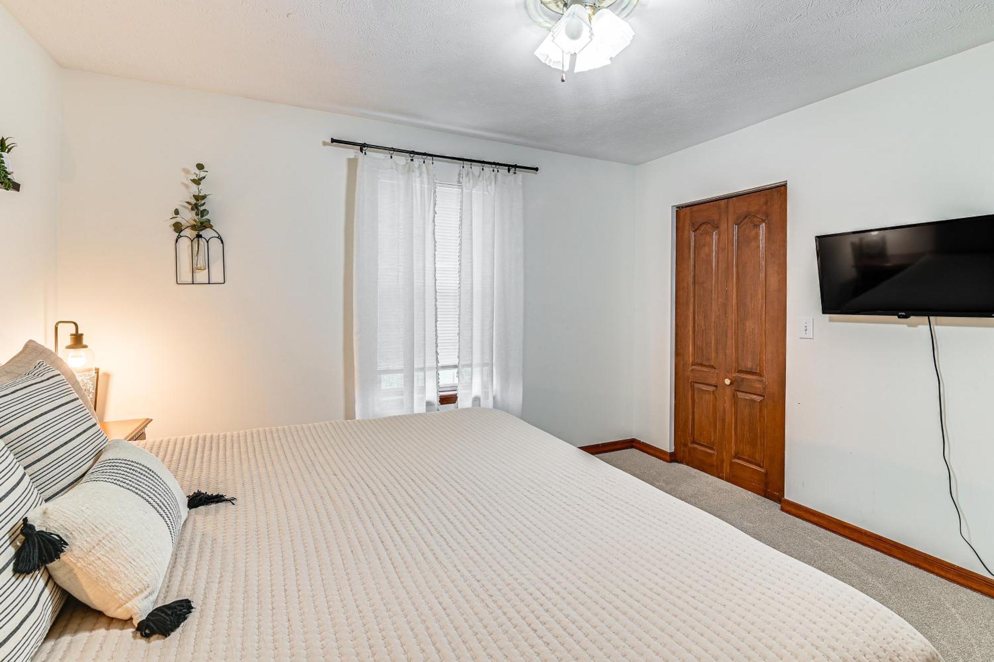 Williamstown Gem With Private Pool And Hot Tub! Exterior foto