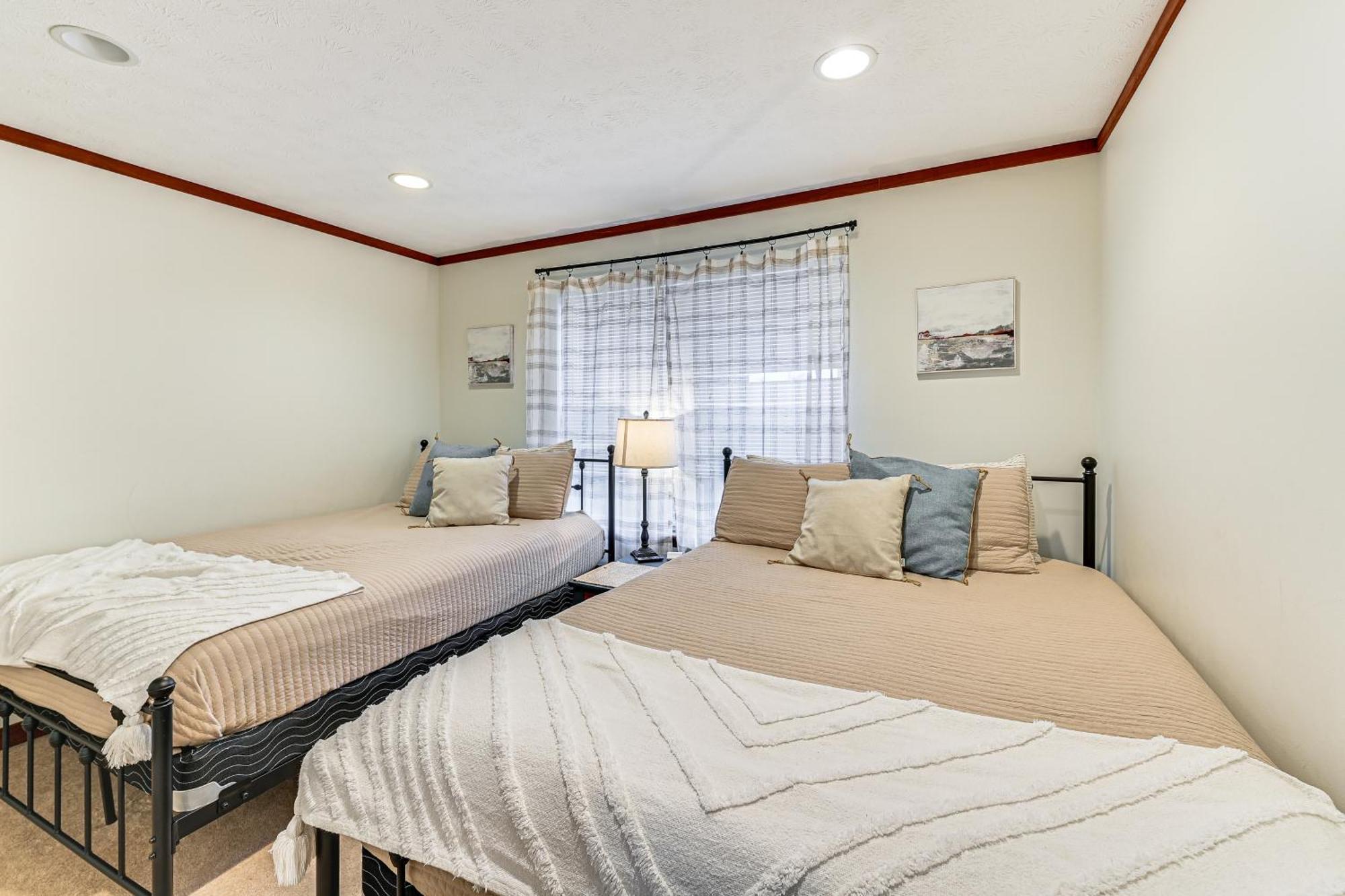 Williamstown Gem With Private Pool And Hot Tub! Exterior foto